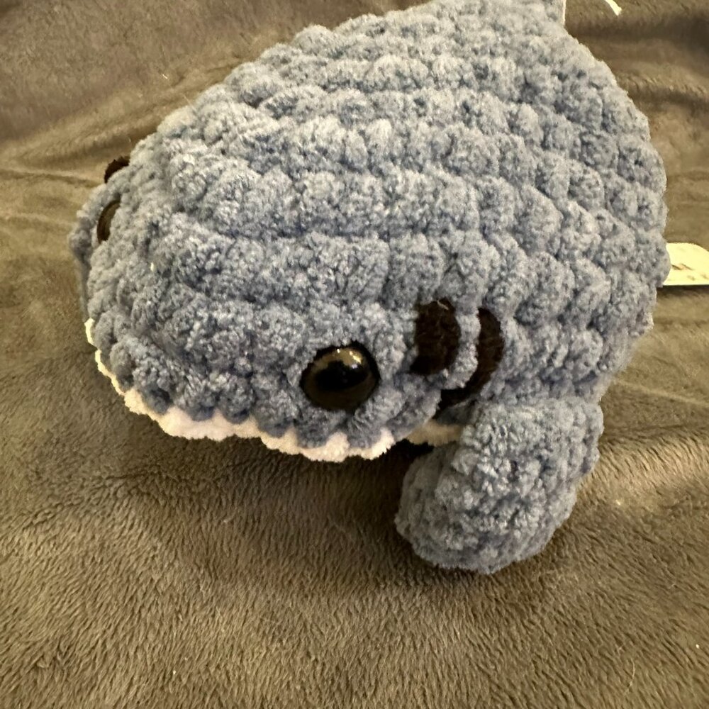 Shark! Artisan-created crocheted shark, 6" x 7"